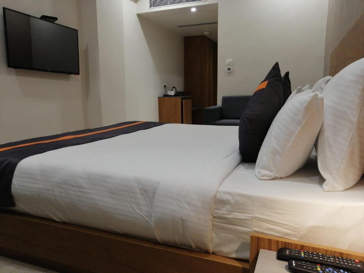 Comfort Inn , Statue Of Unity Kevadia Ngoại thất bức ảnh